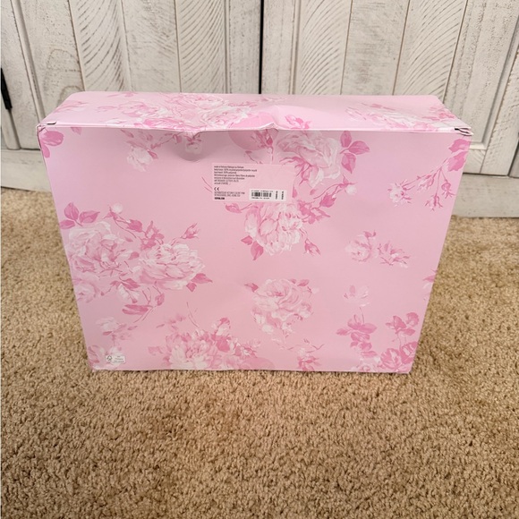 Victoria’s Secret/LOVE SHACK FANCY Pink Dog Plush in Gift Box - Picture 3 of 3